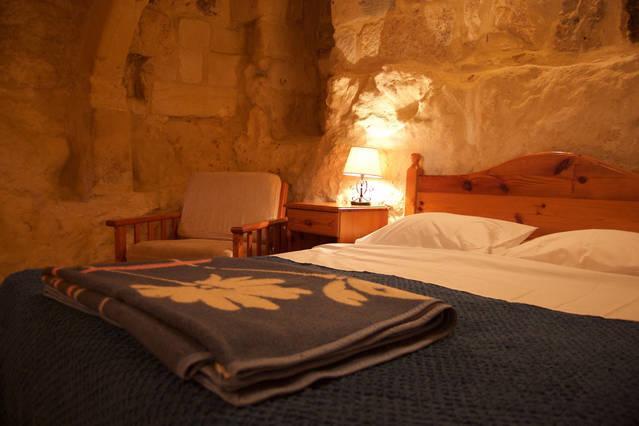 Ta'Kemmuna Hotel Qala Buitenkant foto